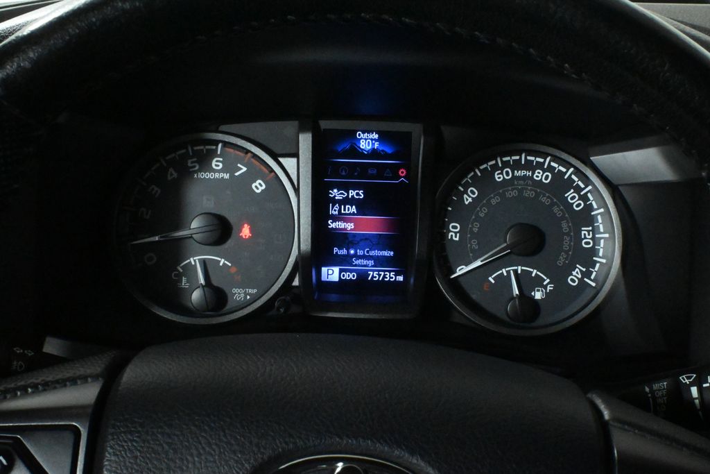 Thumbnail: 2019 Toyota Tacoma - 21