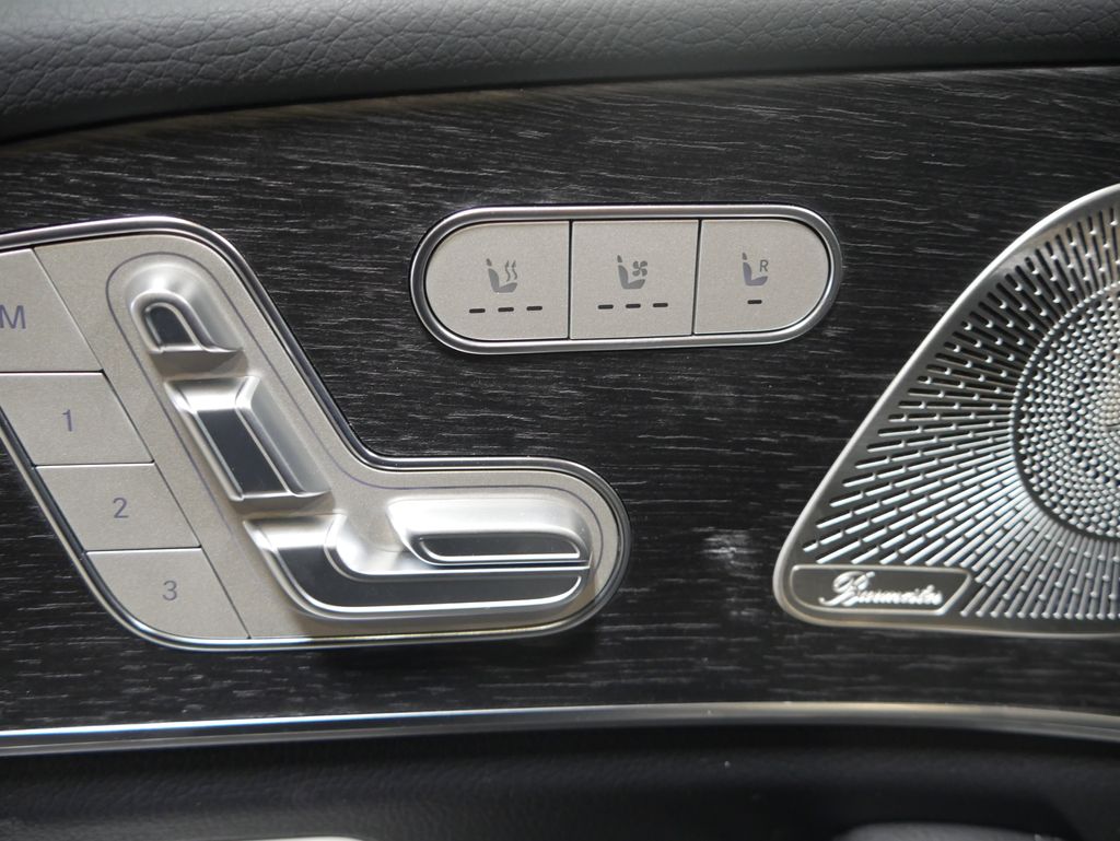 Thumbnail: 2026 Mercedes-Benz GLE - 17