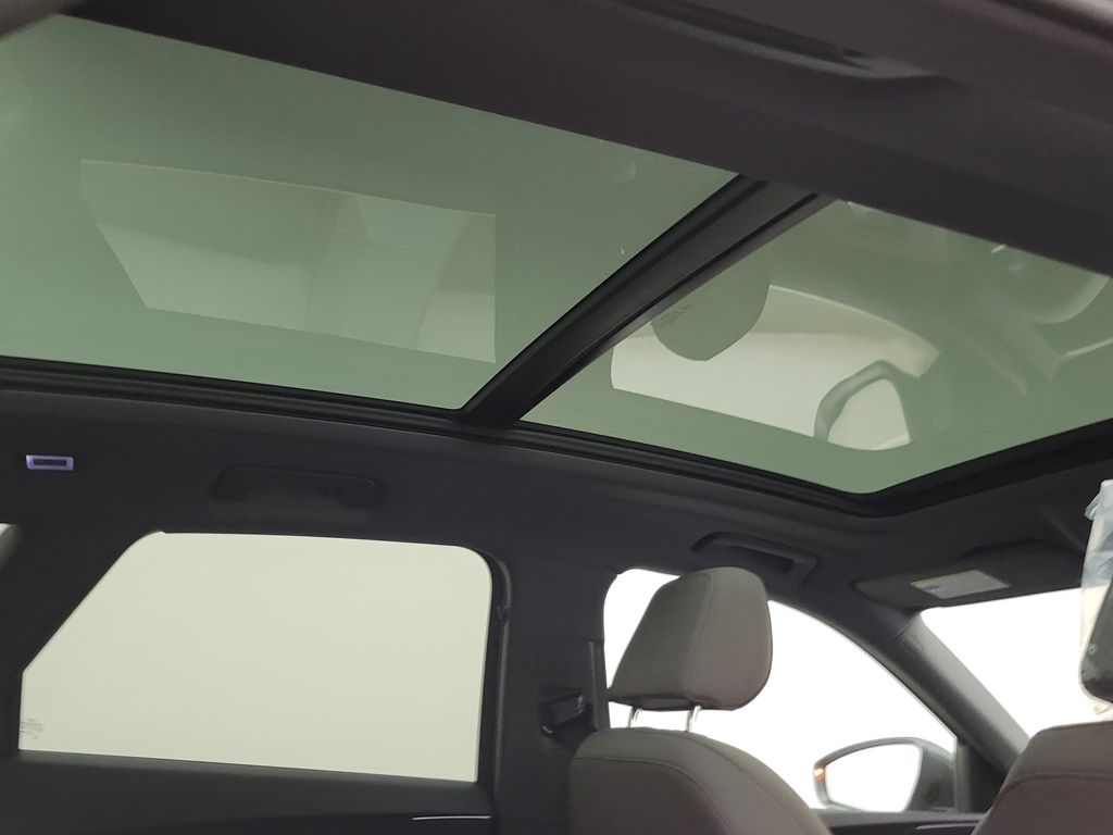 Thumbnail: 2026 Audi Q5 - 17