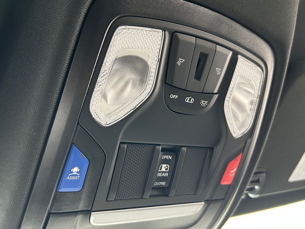 New 2026 Granite Crystal Metallic Clearcoat Ram Big Horn/Lone Star image 19