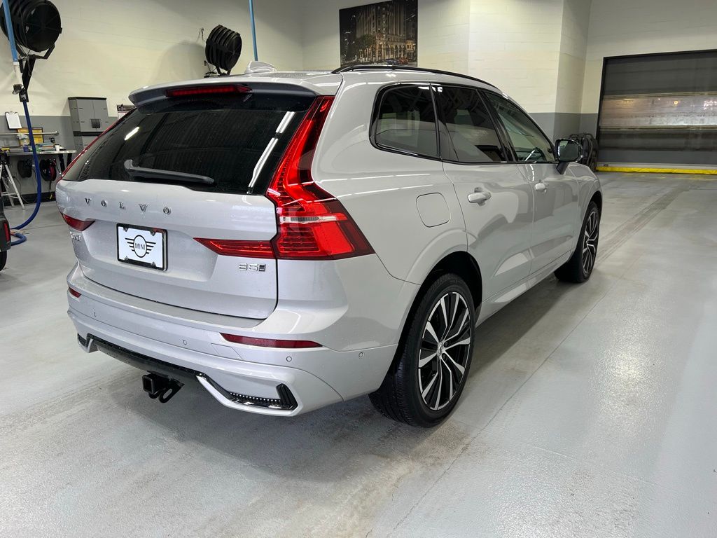 2023 Volvo XC60 B5 Plus 6