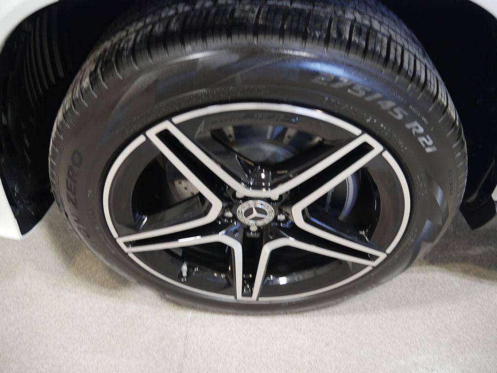 Thumbnail: 2026 Mercedes-Benz GLS - 12