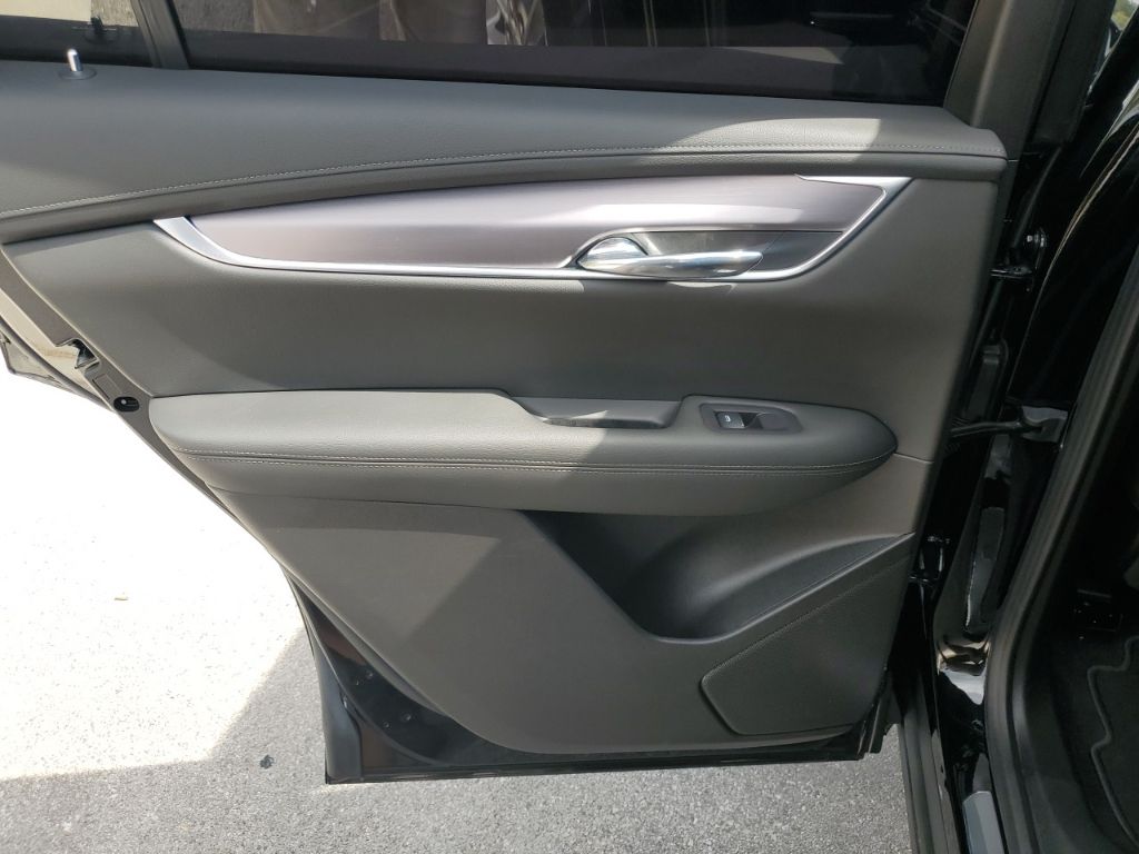 Used Car 2025 Cadillac Xt6  Luxury For Sale Under $50,000 In Austin, Texas