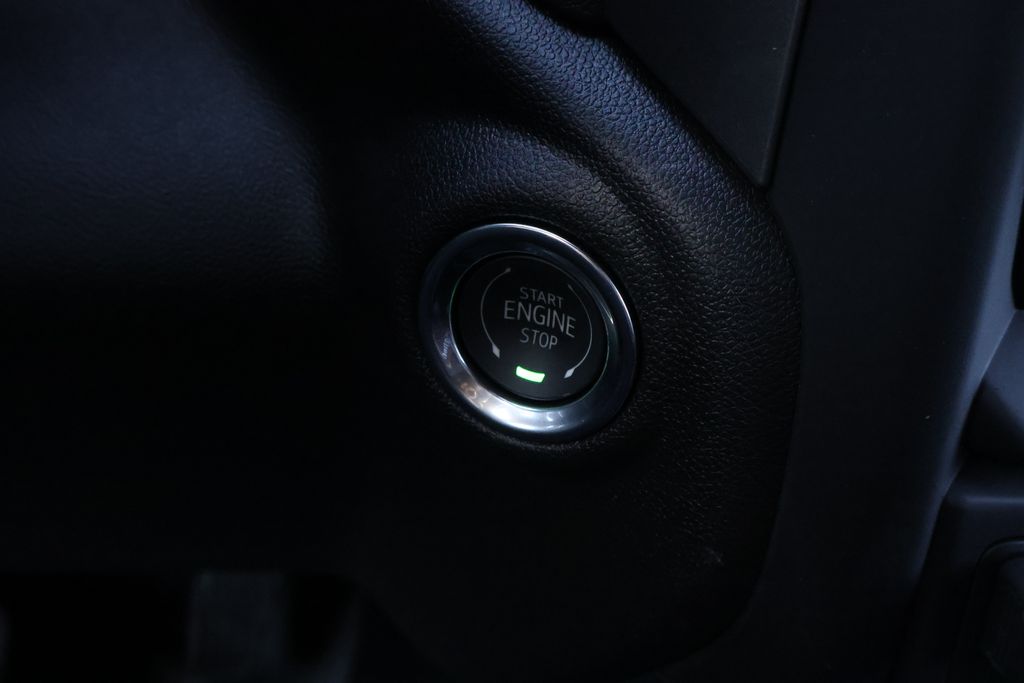 Thumbnail: 2026 Chevrolet Silverado 2500 - 31