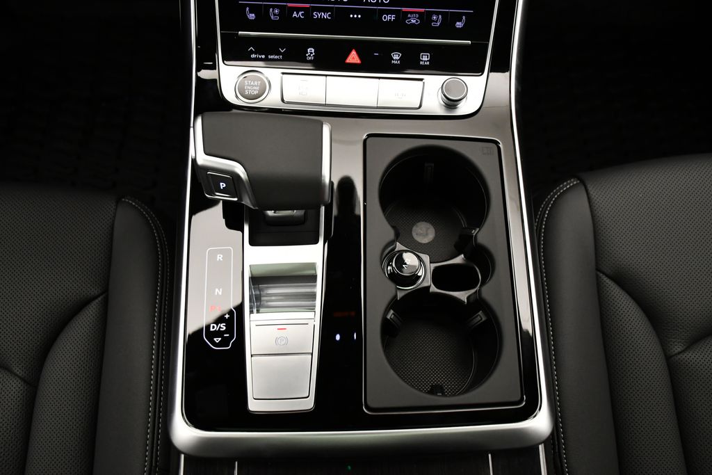 Thumbnail: 2026 Audi Q7 - 30