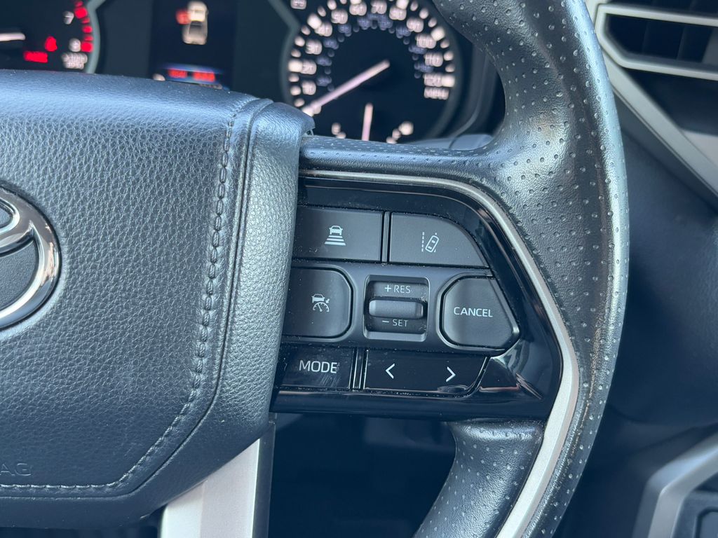 Thumbnail: 2022 Toyota Tundra - 13