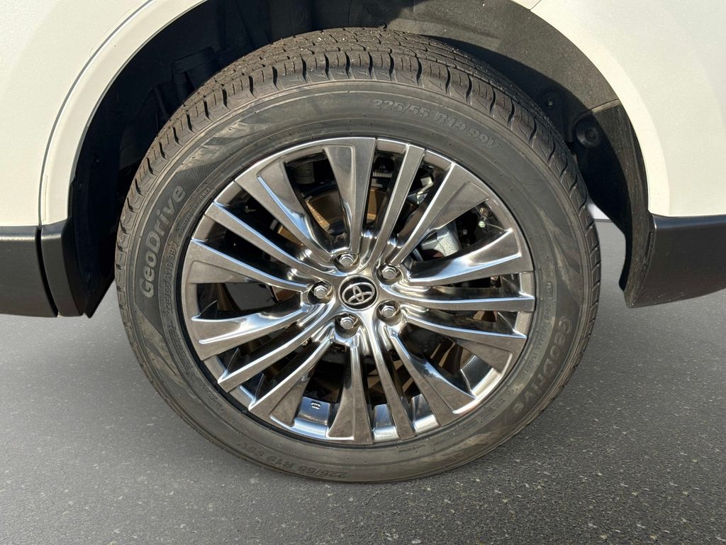 Used 2024 Toyota Venza SUV