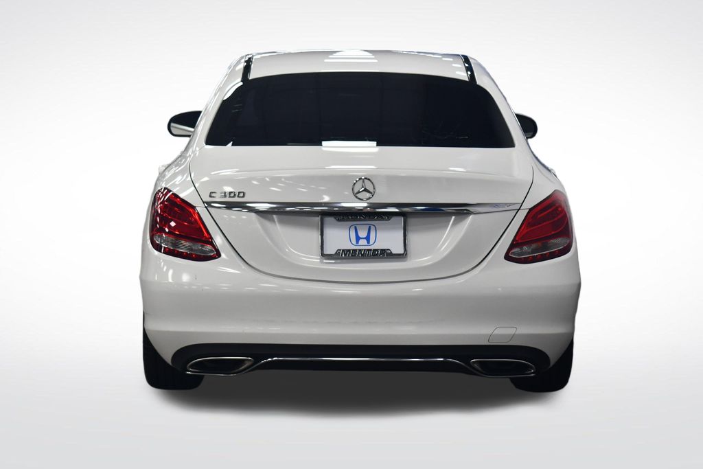 Thumbnail: 2017 Mercedes-Benz C-Class - 4