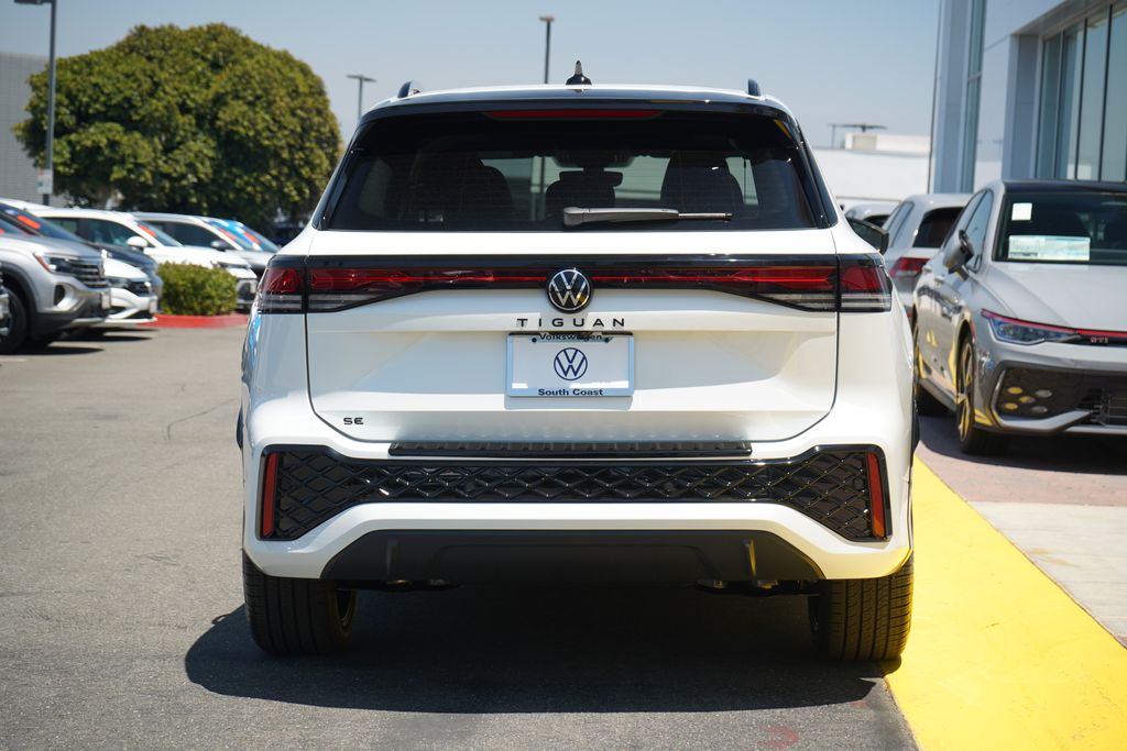 Thumbnail: 2026 Volkswagen Tiguan - 4