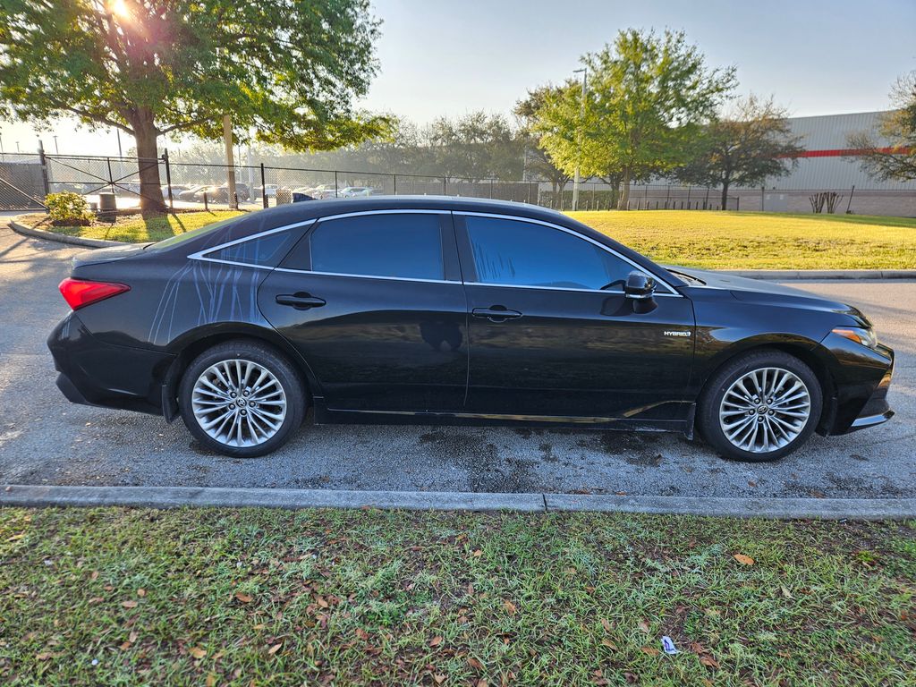 2021 Toyota Avalon Limited 6