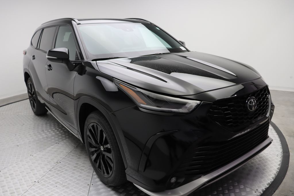 2024 Toyota Highlander XSE 6