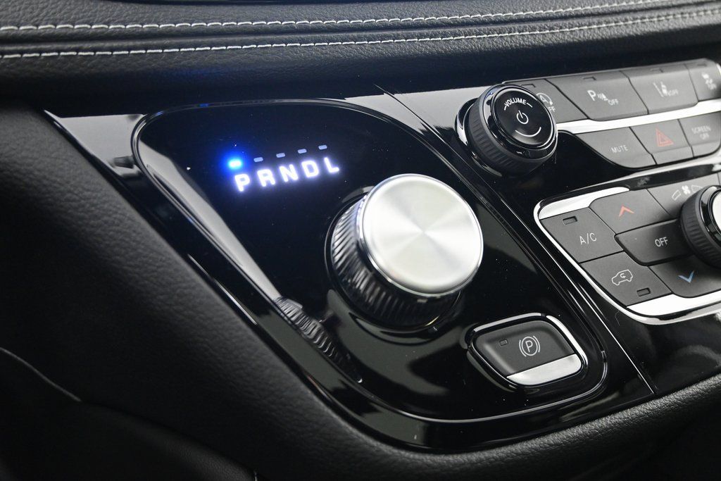2026 Chrysler Pacifica Limited - Photo 32