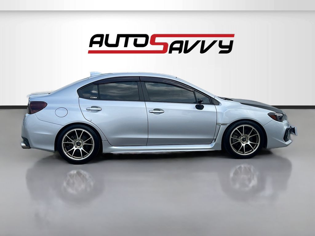 Used 2019 Silver Subaru Limited image 8