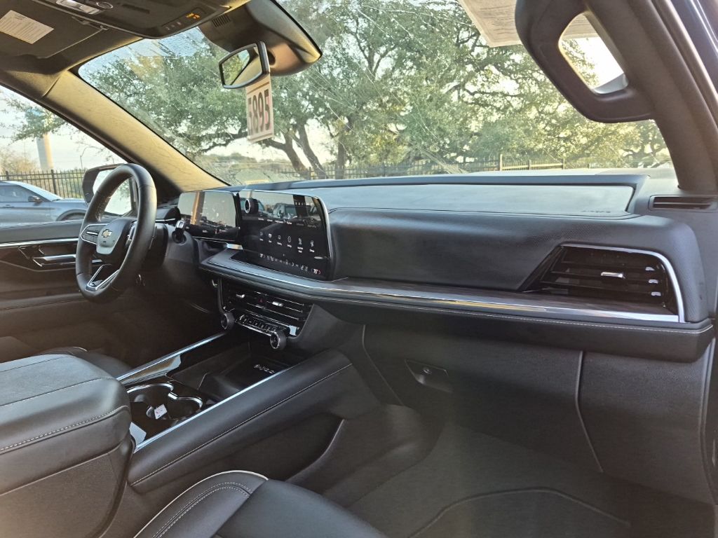 Used Car 2025 Chevrolet Suburban  Premier For Sale Under $70,000 In Austin, Texas