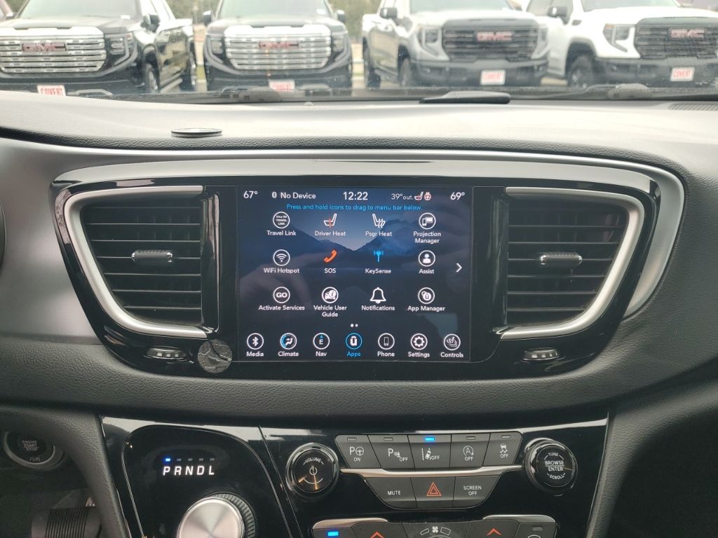 Used Car 2020 Chrysler Pacifica  Touring L Plus For Sale Under $25,000 In Austin, Texas