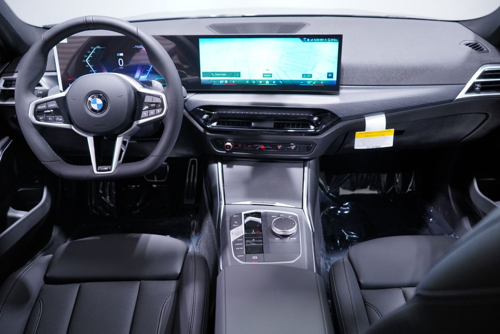 Thumbnail: 2026 BMW 3 Series - 10