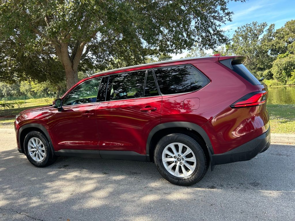 Thumbnail: 2024 Toyota Grand Highlander - 3