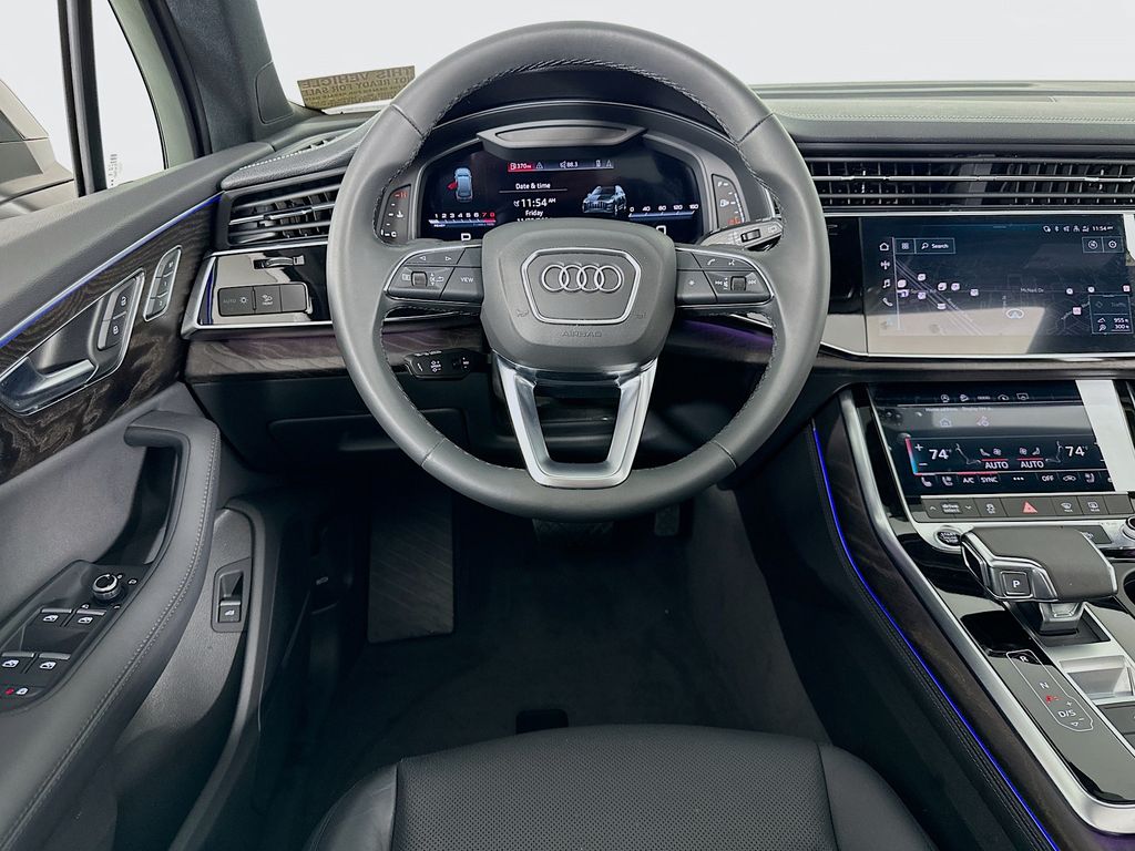 2023 Audi Q7 Premium Plus 23