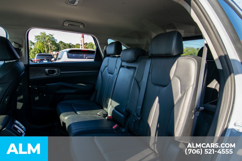 2022 Kia Sorento S photo 14