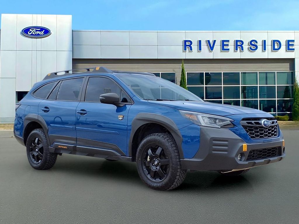 2022 Subaru Outback Wilderness Crossover AWD
