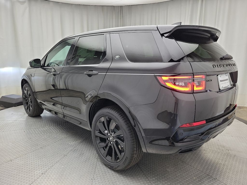 Thumbnail: 2025 Land Rover Discovery Sport - 4