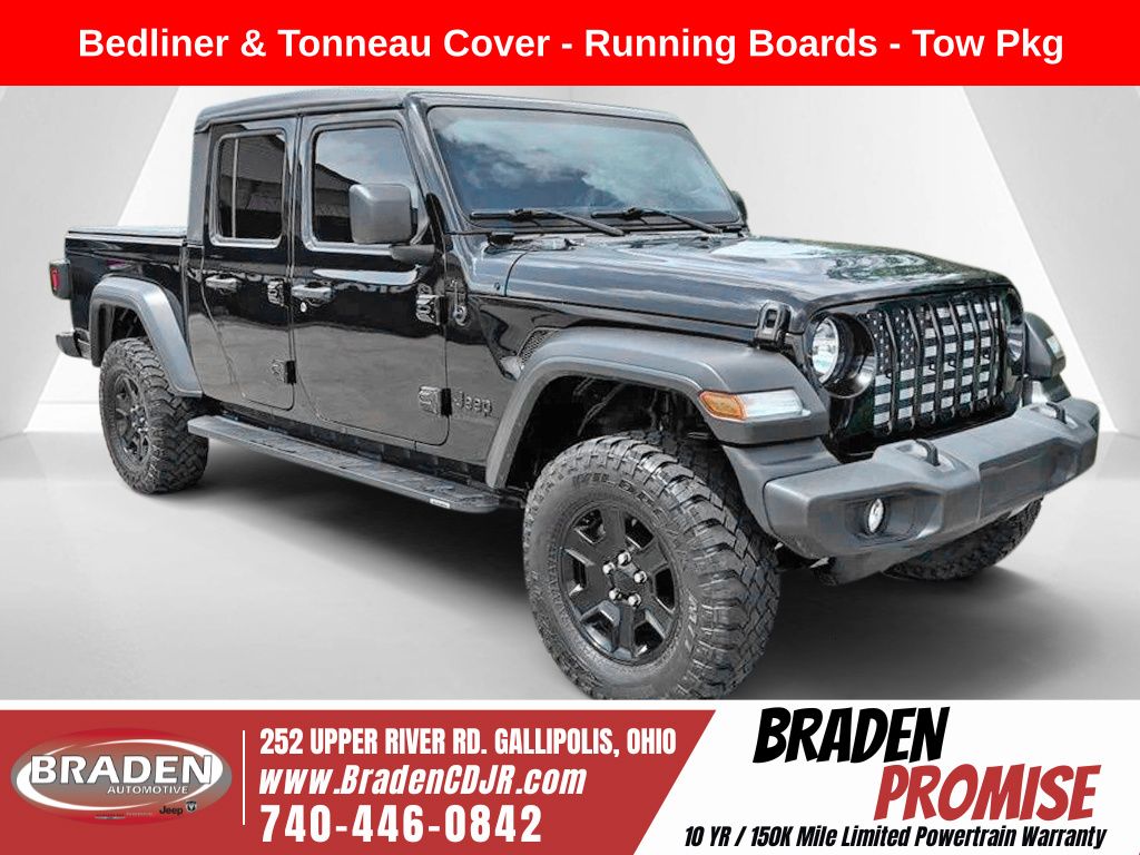 Black Clearcoat 2021 Jeep Gladiator Pickup Truck Four-Wheel Drive 8-Speed Automatic