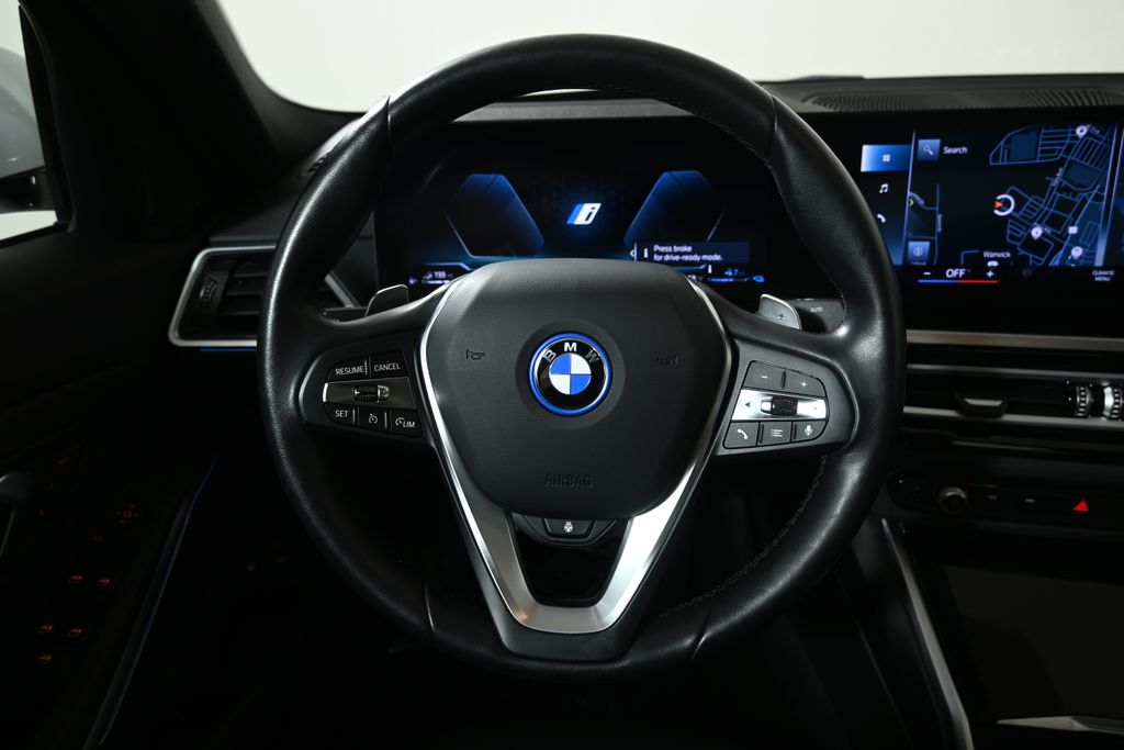 Thumbnail: 2023 BMW 3 Series - 19