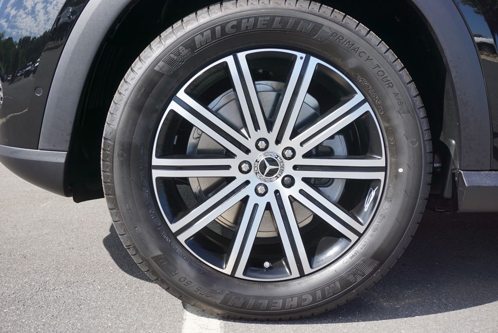 Thumbnail: 2026 Mercedes-Benz GLE - 20
