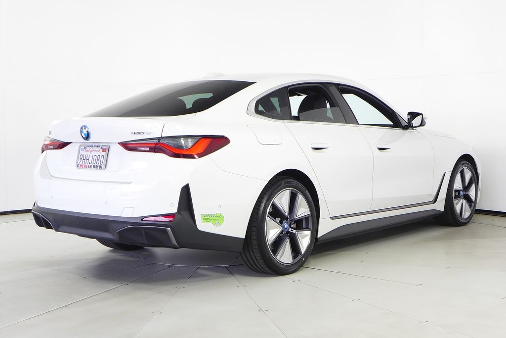 Thumbnail: 2023 BMW i4 - 7