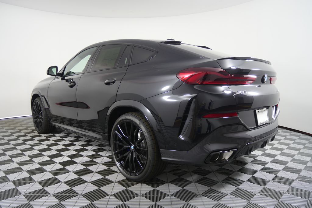 Thumbnail: 2027 BMW X6 - 5