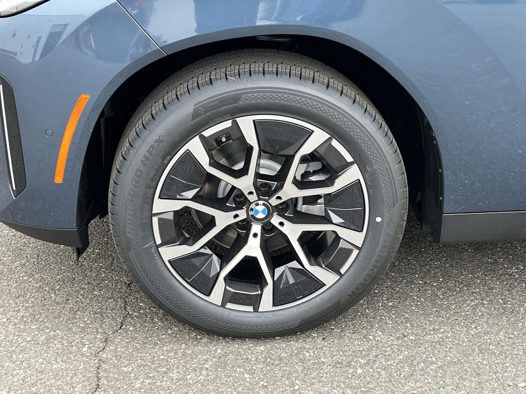 Thumbnail: 2026 BMW X3 - 10