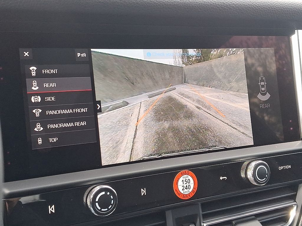 Thumbnail: 2025 Porsche Macan - 18