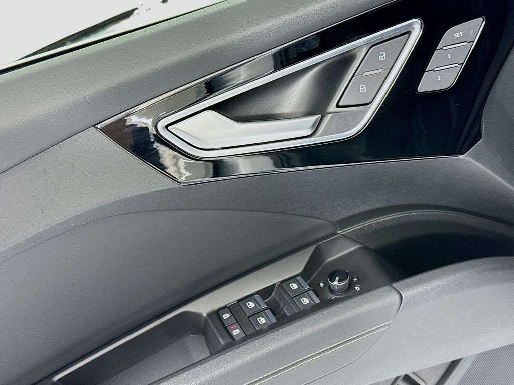 Thumbnail: 2023 Audi Q4 e-tron - 23