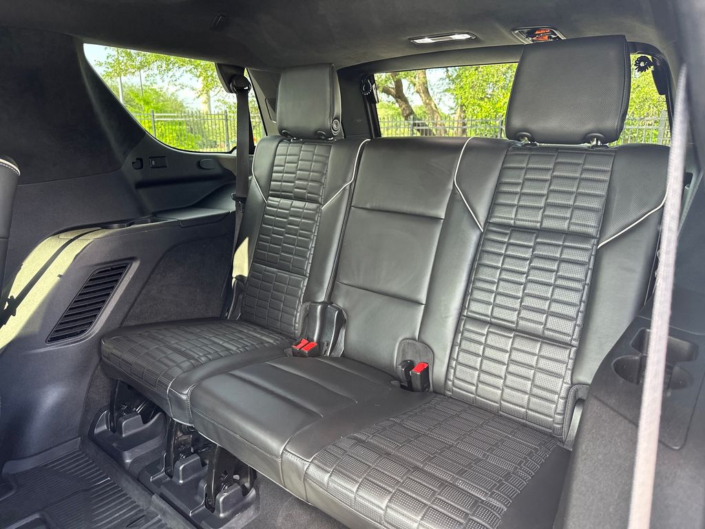 Used Car 2021 Cadillac Escalade  Sport Platinum For Sale Under $70,000 In Austin, Texas