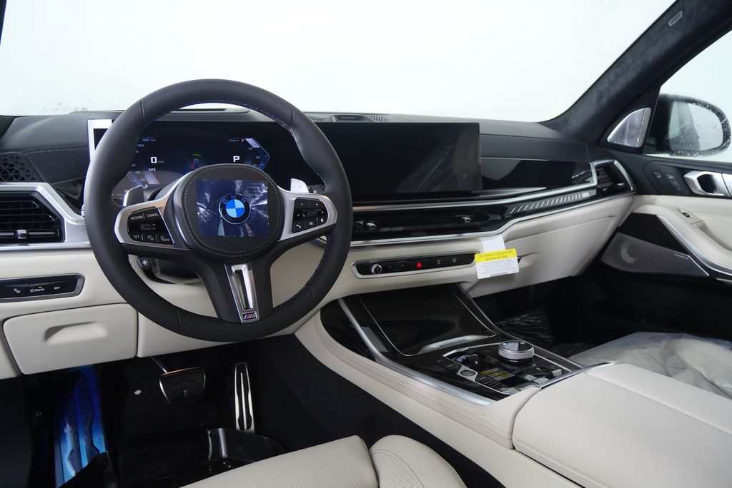 Thumbnail: 2026 BMW X7 - 20