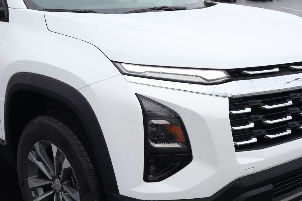 Thumbnail: 2026 Chevrolet Equinox - 3