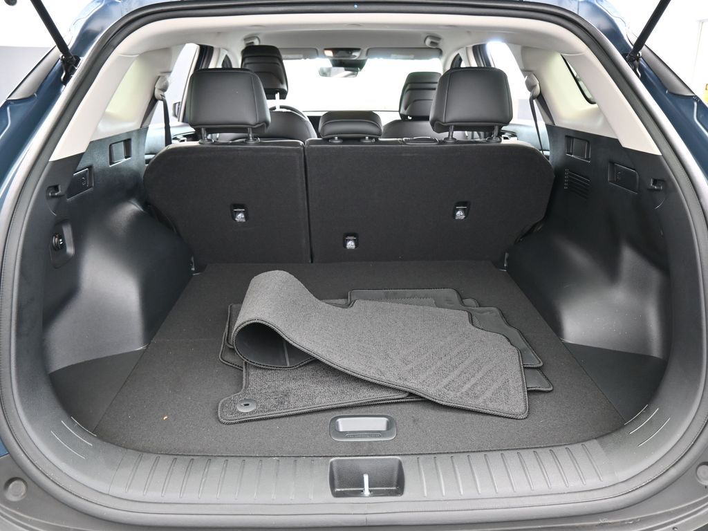 Used 2025 Vesta Blue Kia EX image 38