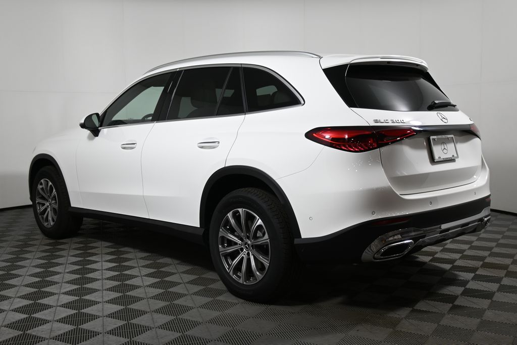 Thumbnail: 2026 Mercedes-Benz GLC - 5