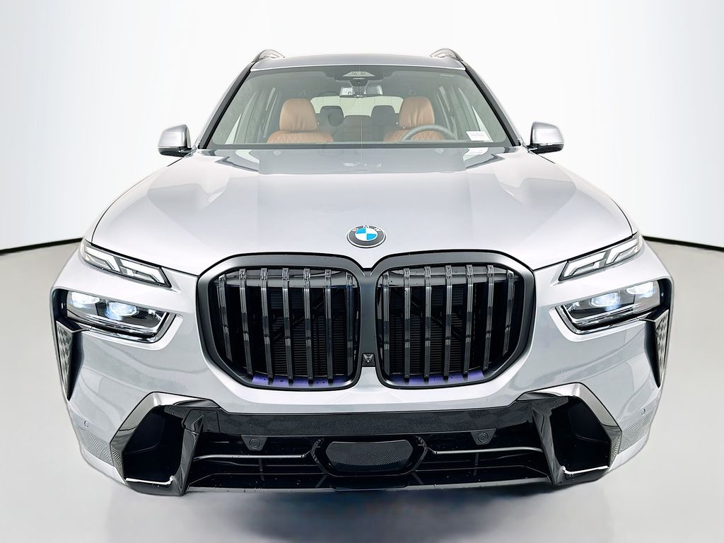 Thumbnail: 2027 BMW X7 - 2