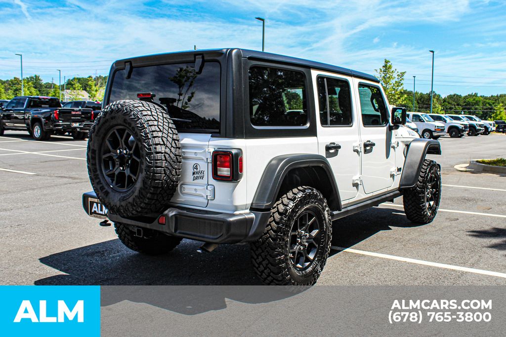Used 2025 White Jeep Willys image 6