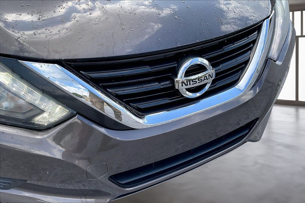 Used 2016 Nissan Altima Sedan
