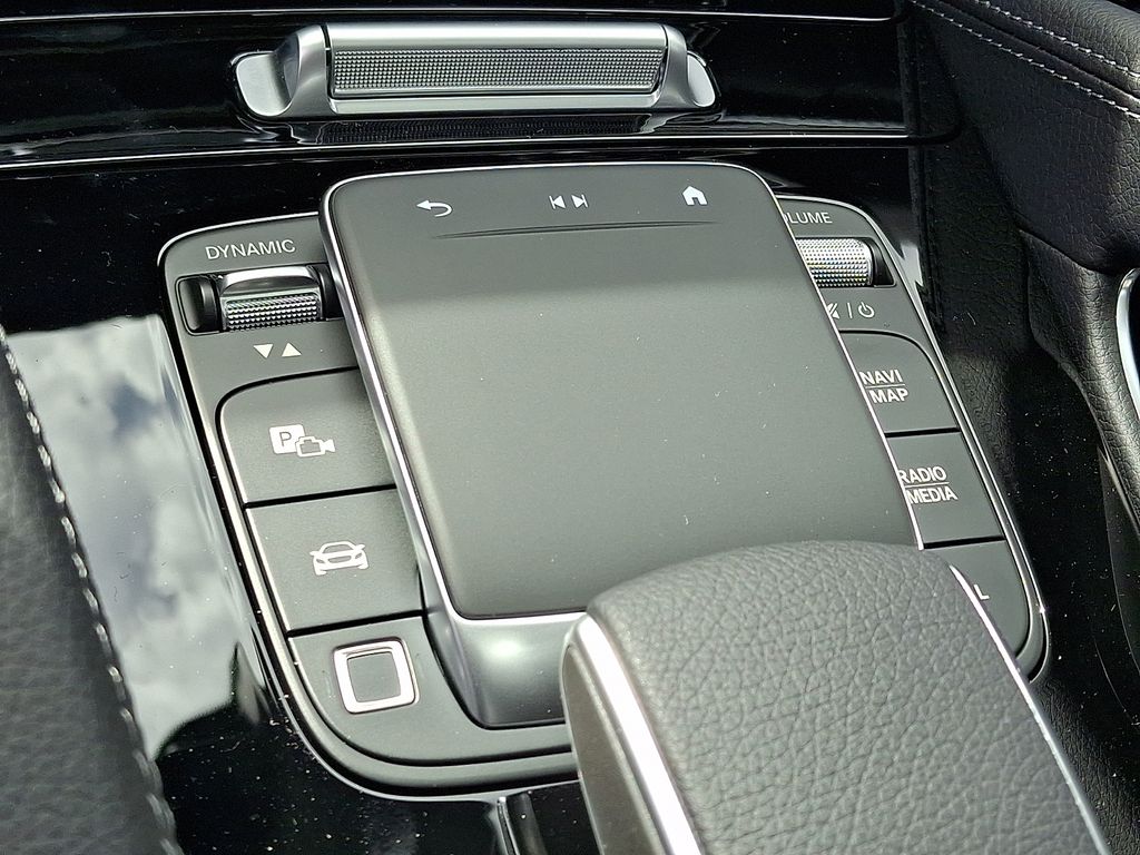 Thumbnail: 2026 Mercedes-Benz GLE - 17