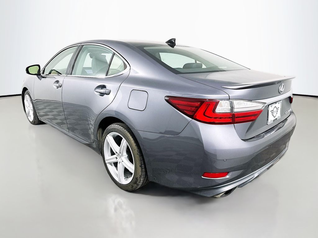 Thumbnail: 2017 Lexus ES - 7