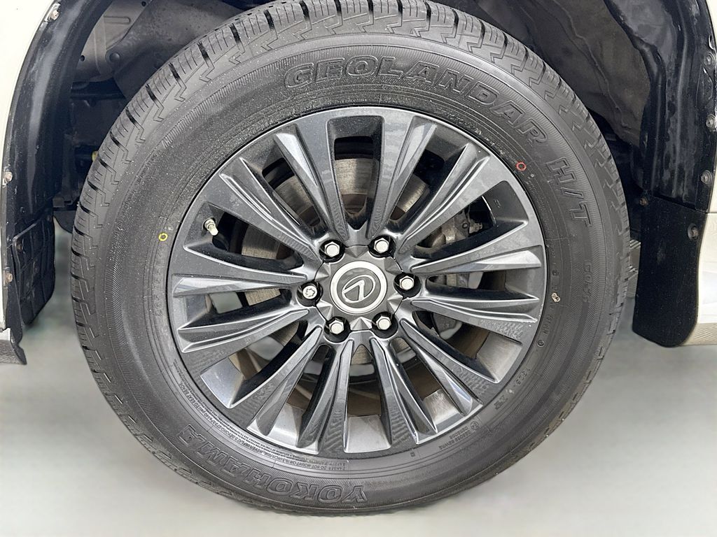 Thumbnail: 2022 Lexus GX - 31