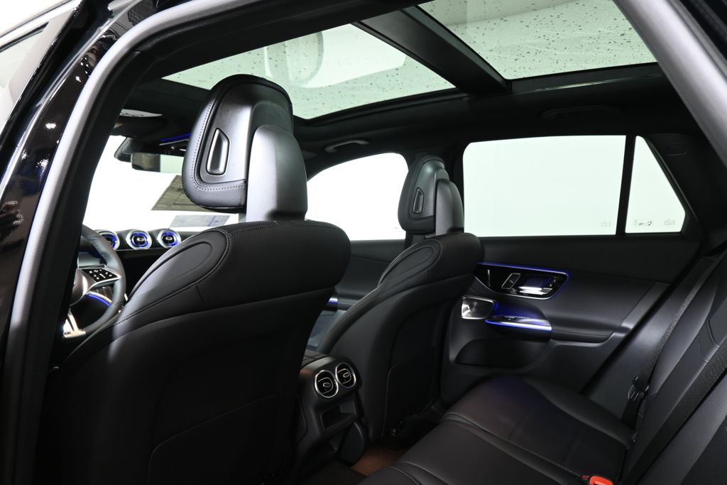 Thumbnail: 2026 Mercedes-Benz GLC - 26