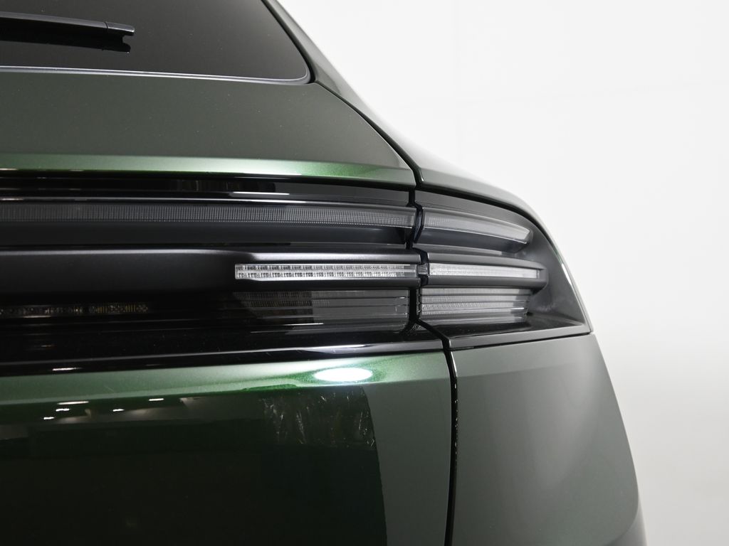 Thumbnail: 2025 Porsche Macan - 13