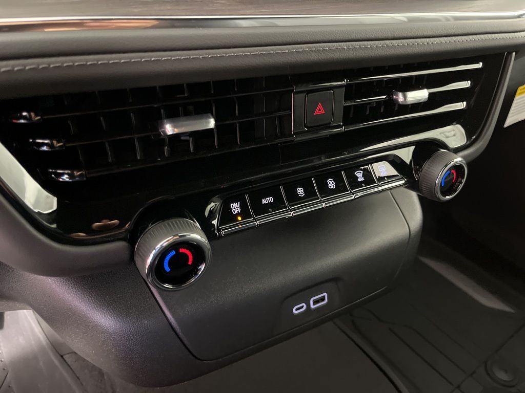 Thumbnail: 2026 Chevrolet Tahoe - 30