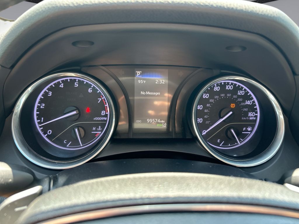 Thumbnail: 2019 Toyota Camry - 22