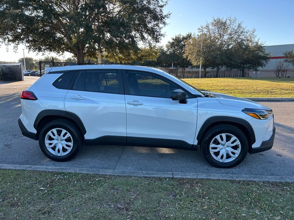 Thumbnail: 2024 Toyota Corolla Cross - 6