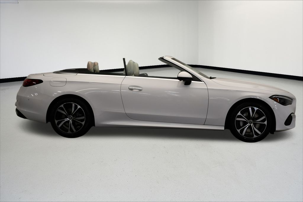 Thumbnail: 2026 Mercedes-Benz CLE - 14